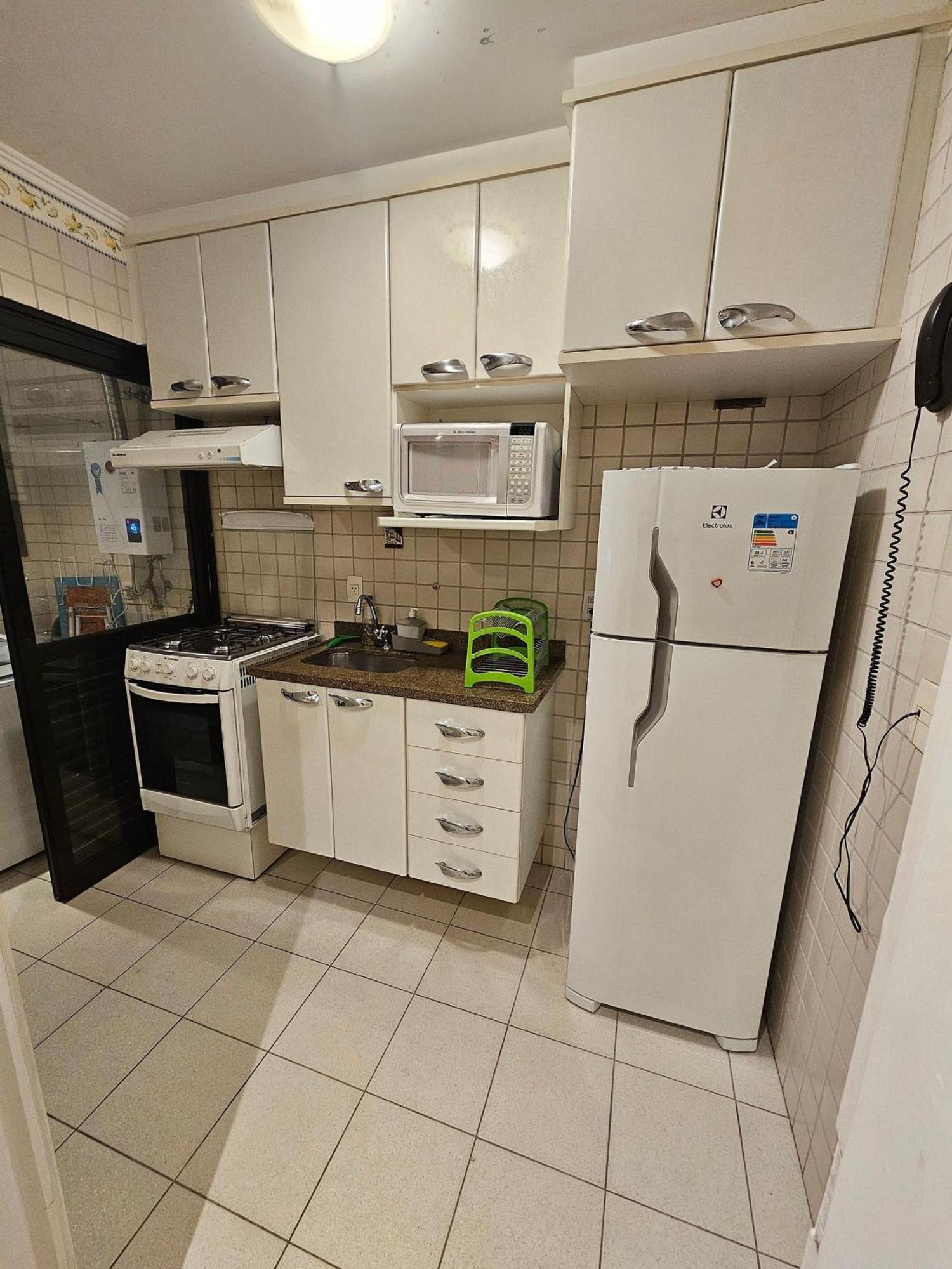 Flat Apart/hotel Com Uma E Cozinha Completa Apartamento *